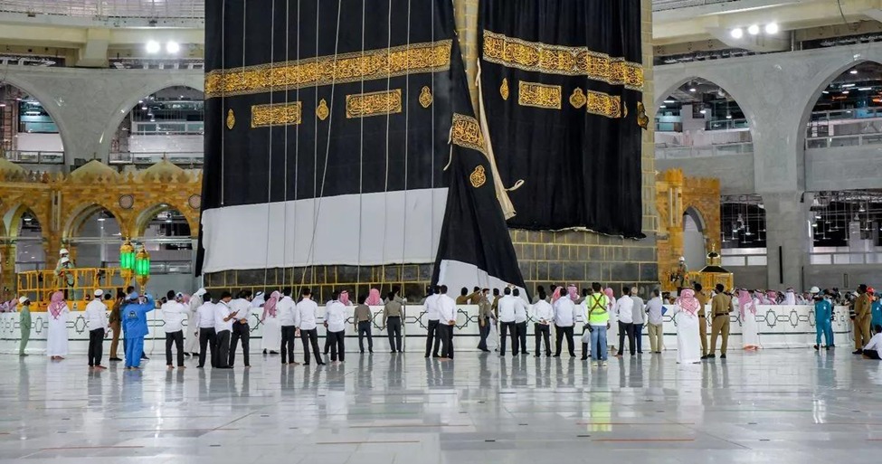 The Cloth of Kaabah A Symbol of Reverence and History